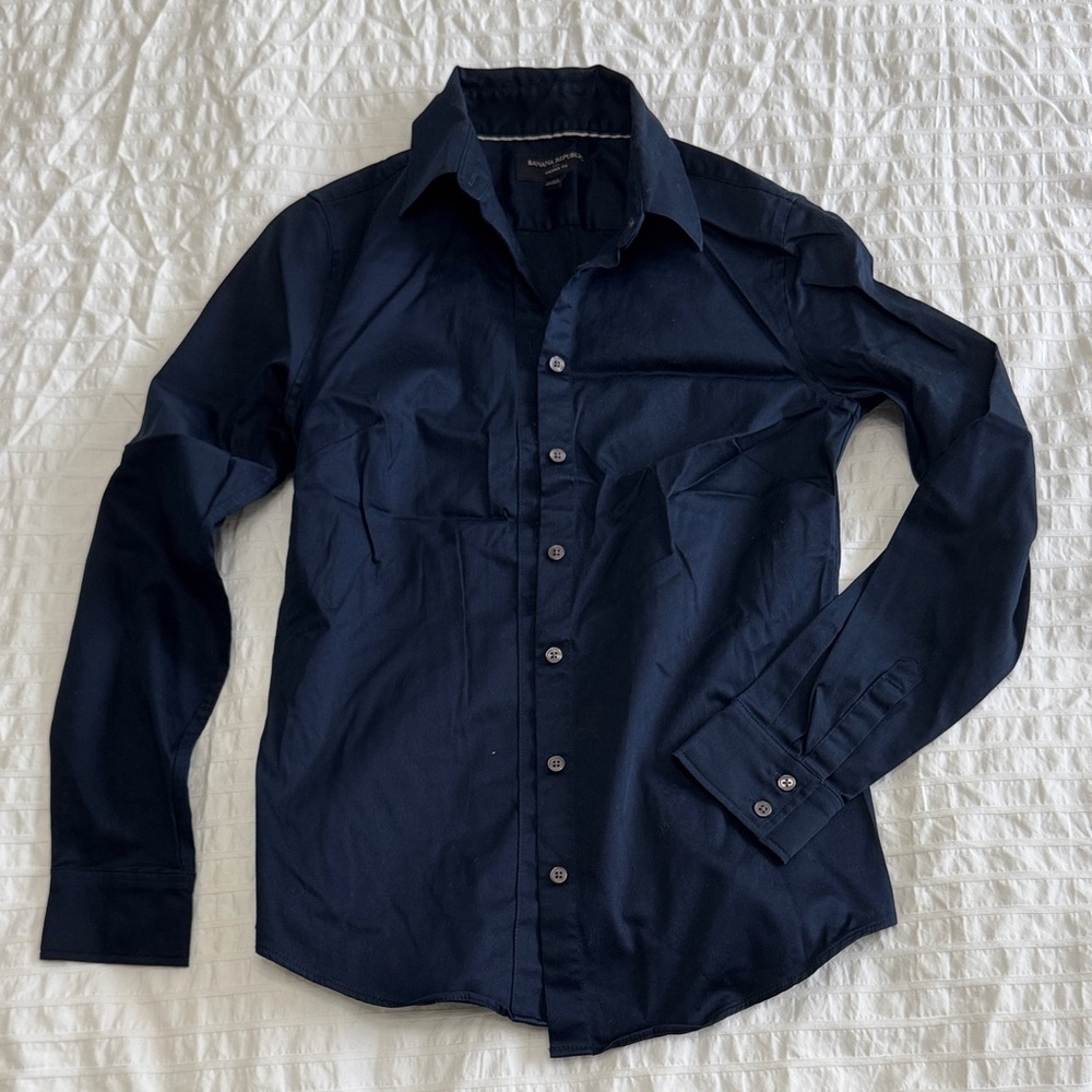 Banana Republic Navy Tailored Fit Button-Up Shirt